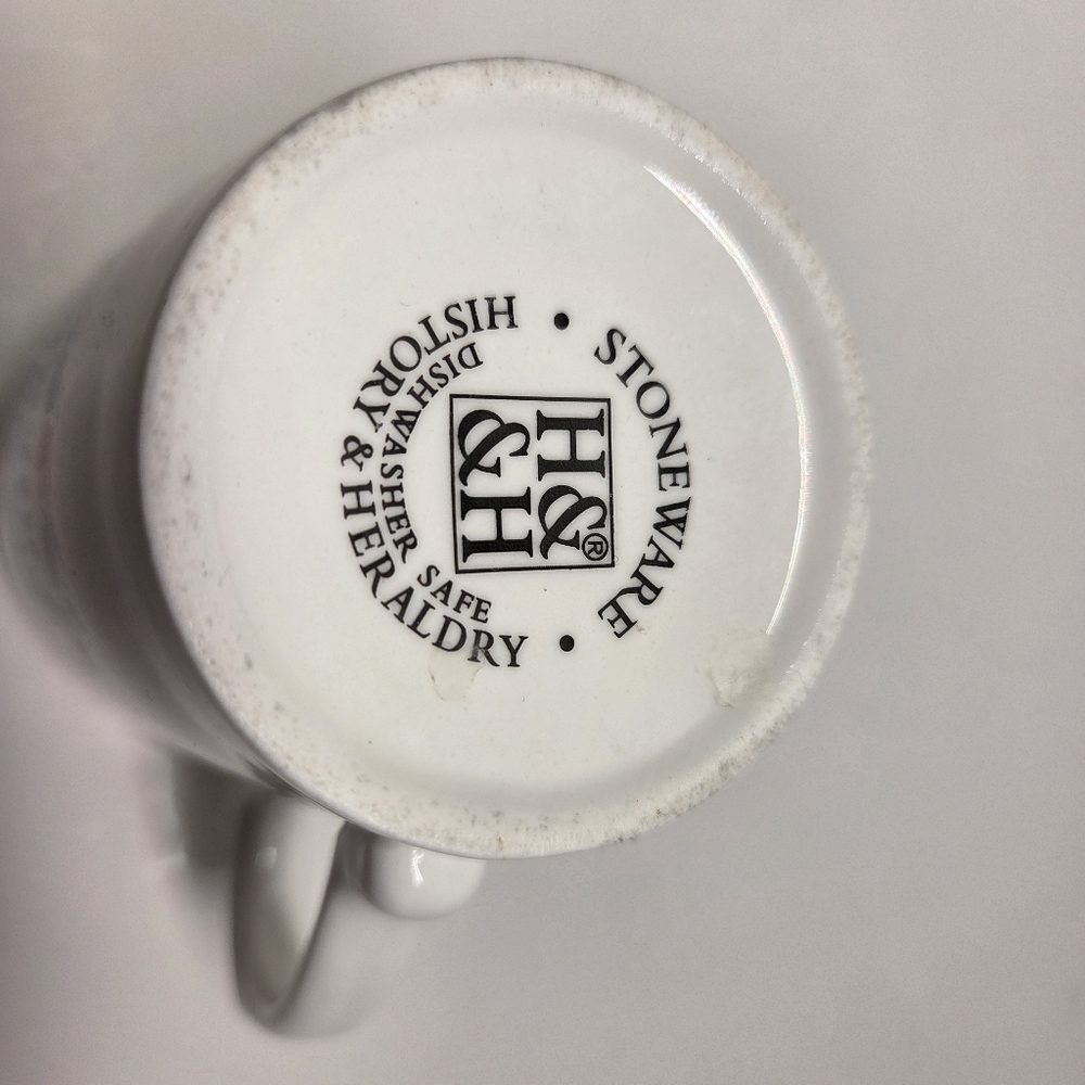 Stoneware Coffee Tea Mug "Special Friend" History And Heraldry Yellow Interior - Picture 4 of 4